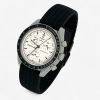 Bracelet MoonSwatch en Caoutchouc Nervuré 1965: Noir Noir