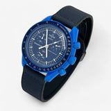 Bracelet MoonSwatch en Cuir Lisse Neptune: Bleu Marine