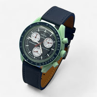 Bracelet MoonSwatch en cuir texturé Earth: Bleu Marine