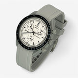 Bracelet MoonSwatch en Caoutchouc Premium Uni 1965: Gris Clair