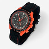 Bracelet MoonSwatch Premium en Caoutchouc Perforé Lava: Noir Rouge