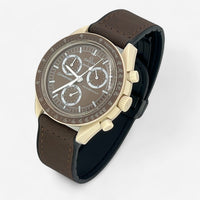 Bracelet MoonSwatch en Cuir Lisse Desert: Marron