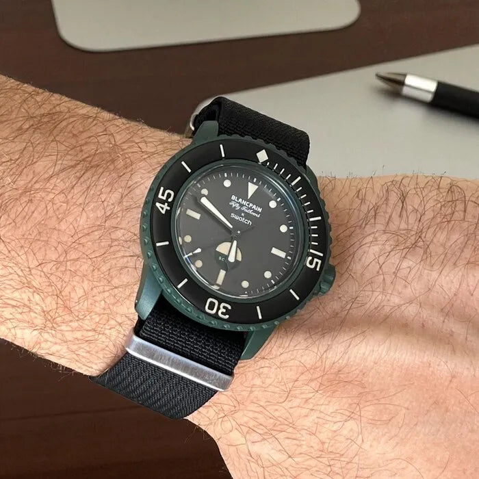 Bracelets pour la Green Abyss de Blancpain x Swatch Fifty Fathoms