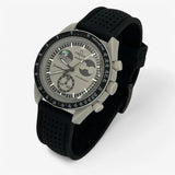 Bracelet MoonSwatch Premium en Caoutchouc Perforé Earthphase: Noir + Boucle Noire
