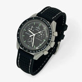 Bracelet MoonSwatch Premium en Caoutchouc Perforé Moon: Noir Blanc